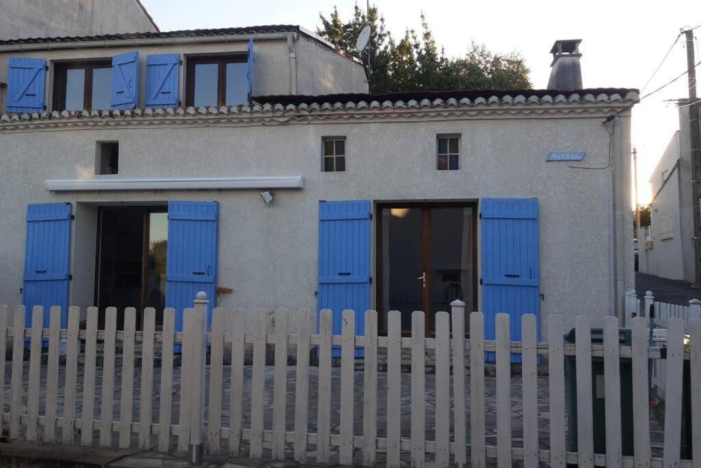 Maison De Vacances 3 Chambres Avec Terrasses 생죠지드디돈느 외부 사진